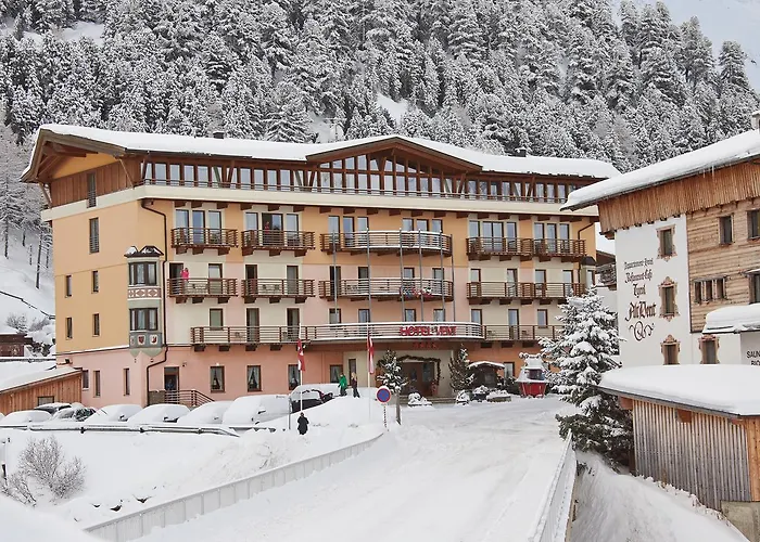 埃特维恩特洛尔酒店 3*